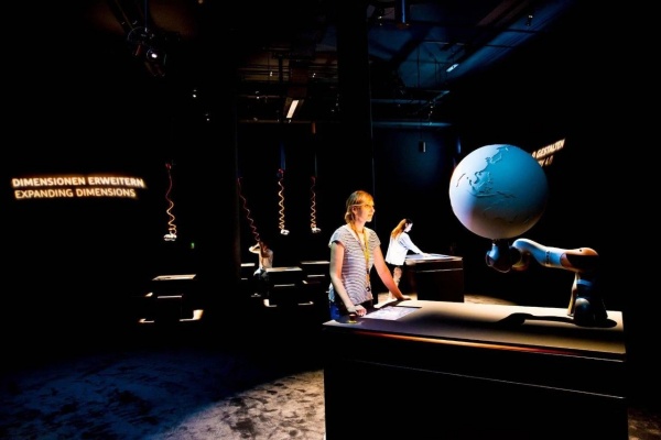 機器人企業展廳設計案例