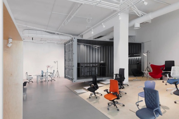 辦公家具展廳設(shè)計案例