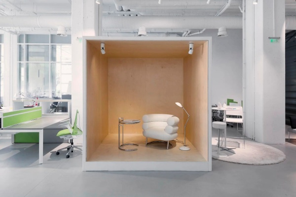 辦公家具展廳設(shè)計案例