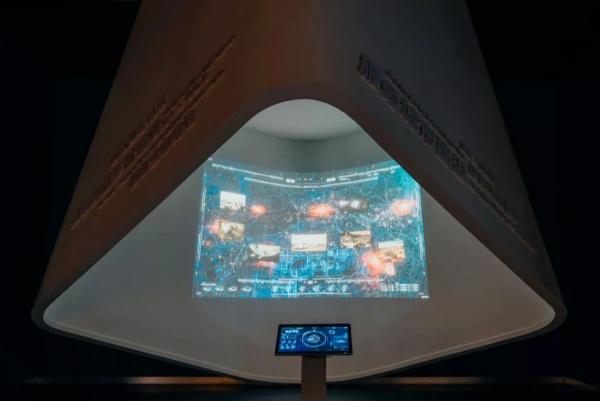 商業展廳 “吸睛密碼”：多媒體技術的營銷轉化邏輯